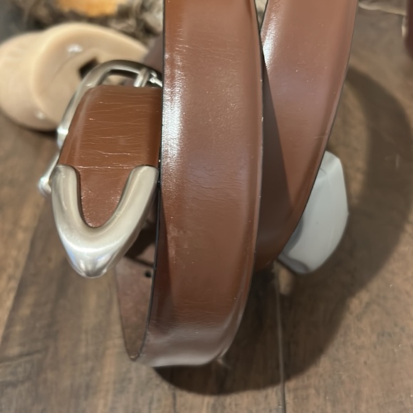 Mens Camel Colored Leather Belt Silver Hardware - Picture 5 of 9